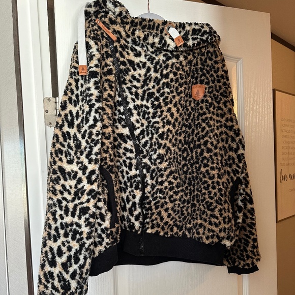 Wanakome leopard Sherpa hoodie - Picture 1 of 4